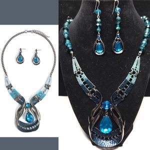 Blue bling set